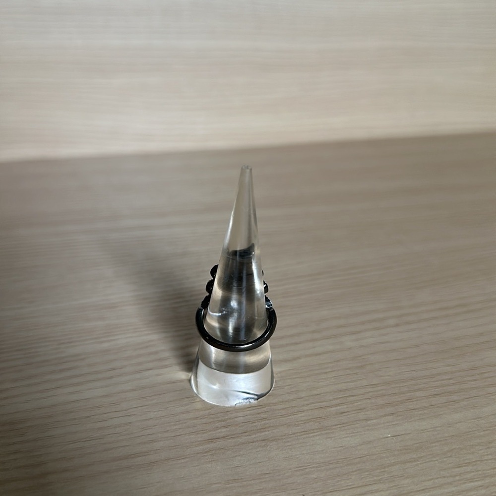 Express Ring Size 8 - Picture 3 of 10